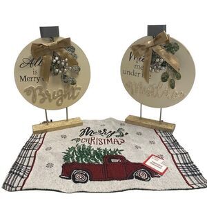 HOLIDAY‎ Decorative Gold & Silver Desk Top Signs (2) With (1) Tapestry Placemat